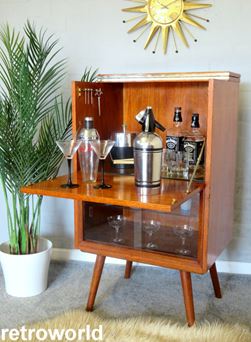 Vintage Retro Art Deco Cocktail Drinks Display Cabinet Bar Unit