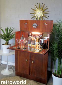 Vintage Retro Art Deco Cocktail Drinks Display Cabinet Bar Unit
