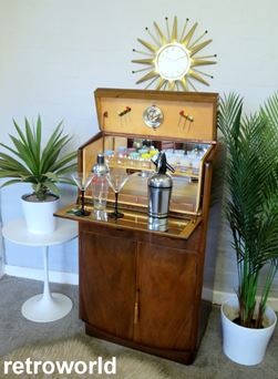 Vintage Retro 50s 60s Cocktail Drinks Display Cabinet Unit